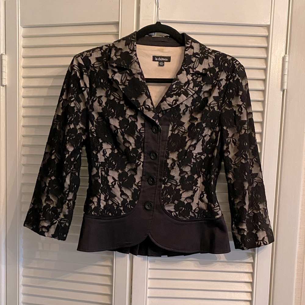 Le Chateau peplum jacket size S EUC